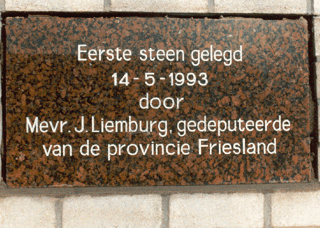 Gevelsteen/opschrift Koningin Julianastraat 3, Harlingen